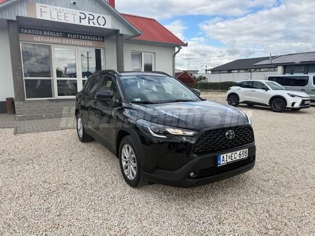 TOYOTA COROLLA CROSS 2.0 Hybrid Comfort Business e-CVT ÁFA-s. Friss szerviz. Nyílt végű lízingre is!