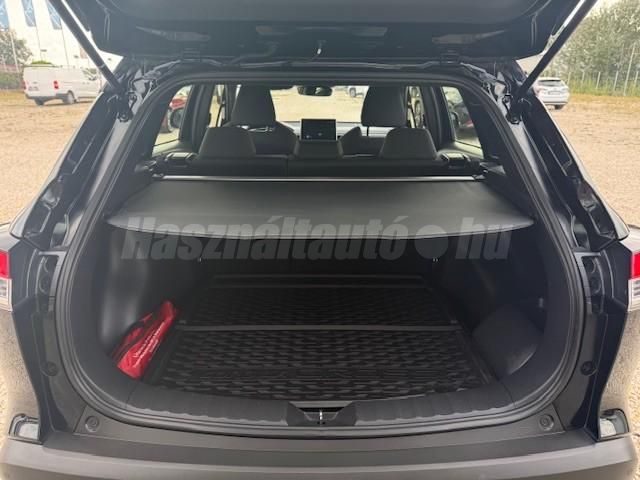TOYOTA COROLLA CROSS 2.0 Hybrid Comfort Business e-CVT ÁFA-s. Friss szerviz. Nyílt végű lízingre is!