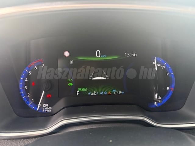 TOYOTA COROLLA Sedan 1.8 Hybrid Comfort Style Tech e-CVT ÁFA-s. első tulajdonostól