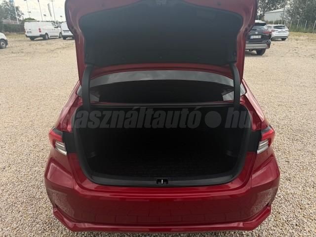 TOYOTA COROLLA Sedan 1.8 Hybrid Comfort Style Tech e-CVT ÁFA-s. első tulajdonostól