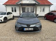 TOYOTA COROLLA Sedan 1.5 Comfort Style Tech Első tulajdonostól. Gyári 3+2év garanciával. újszerű állapotban!