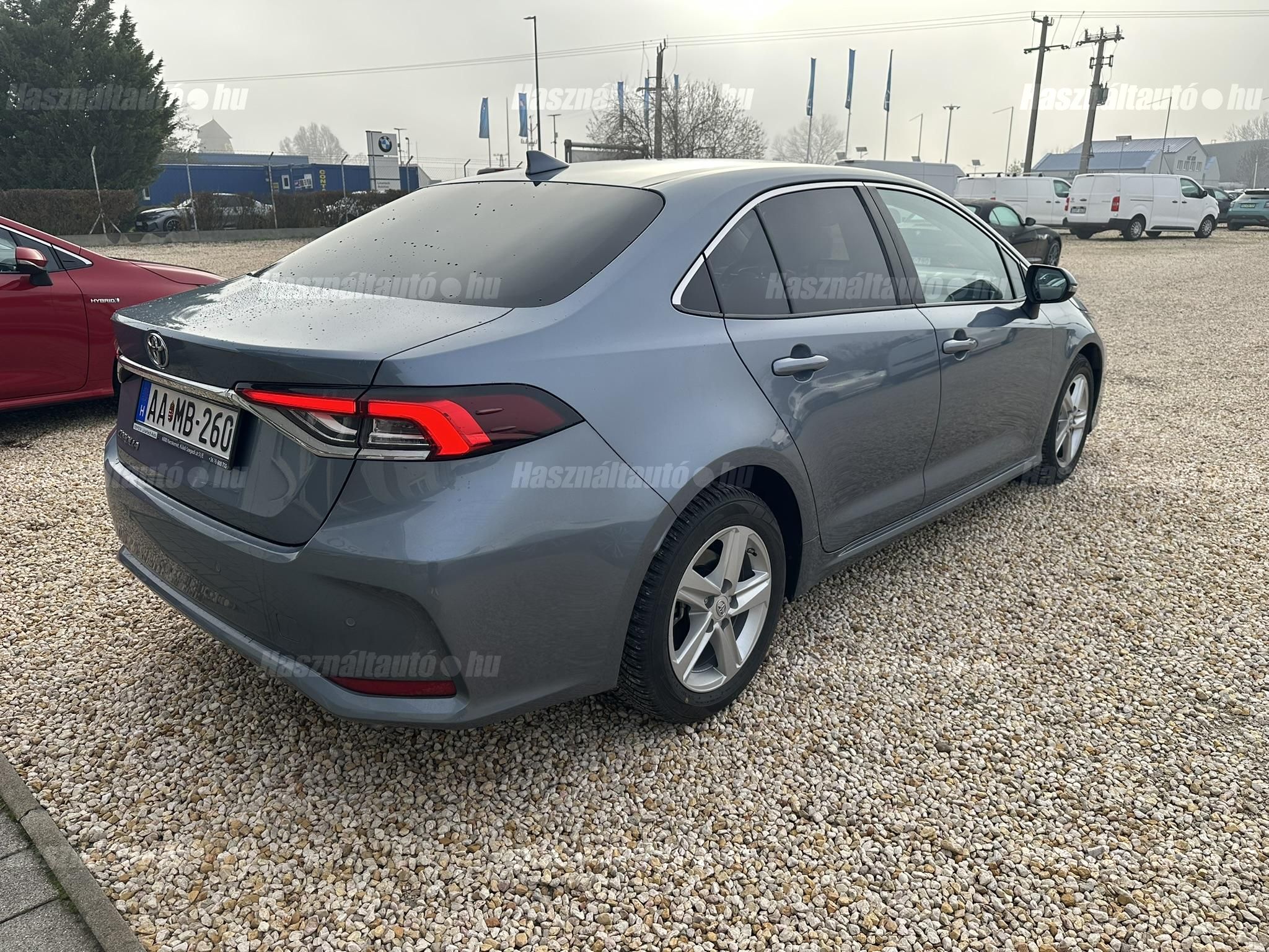 TOYOTA COROLLA Sedan 1.5 Comfort Style Tech Első tulajdonostól. Gyári 3+2év garanciával. újszerű állapotban!