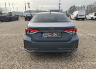 TOYOTA COROLLA Sedan 1.5 Comfort Style Tech Első tulajdonostól. Gyári 3+2év garanciával. újszerű állapotban!