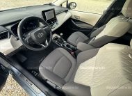 TOYOTA COROLLA Sedan 1.5 Comfort Style Tech Első tulajdonostól. Gyári 3+2év garanciával. újszerű állapotban!
