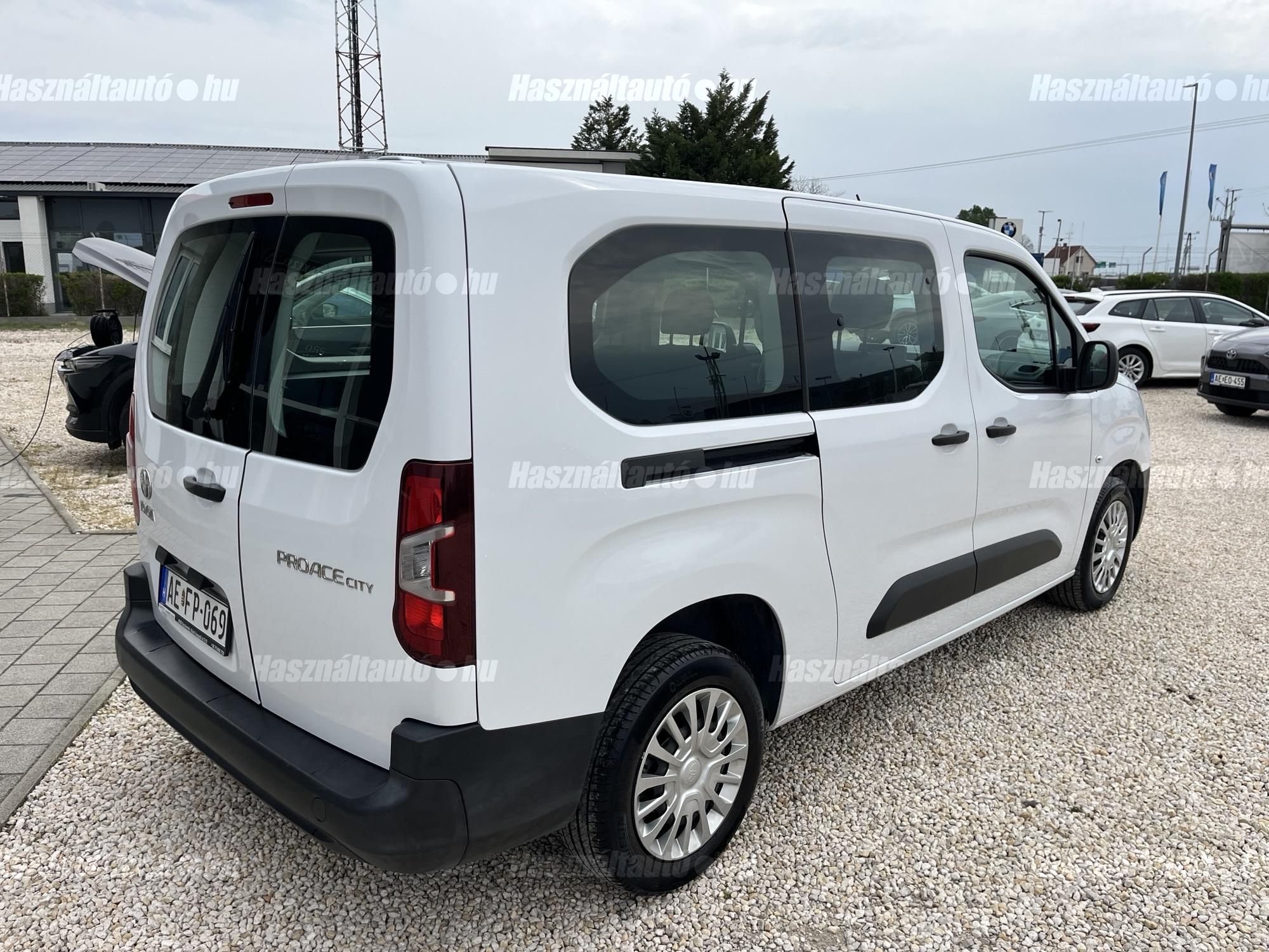 TOYOTA PROACE City Verso 1.5D Combi L1H1 MT6 ÁFA-s
