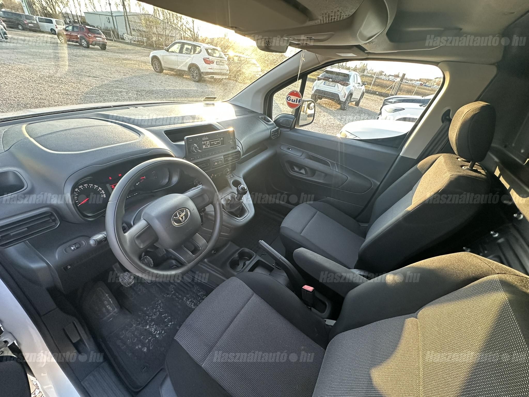 TOYOTA PROACE City 1.5 D Active L1H1 Első tulajdonostól