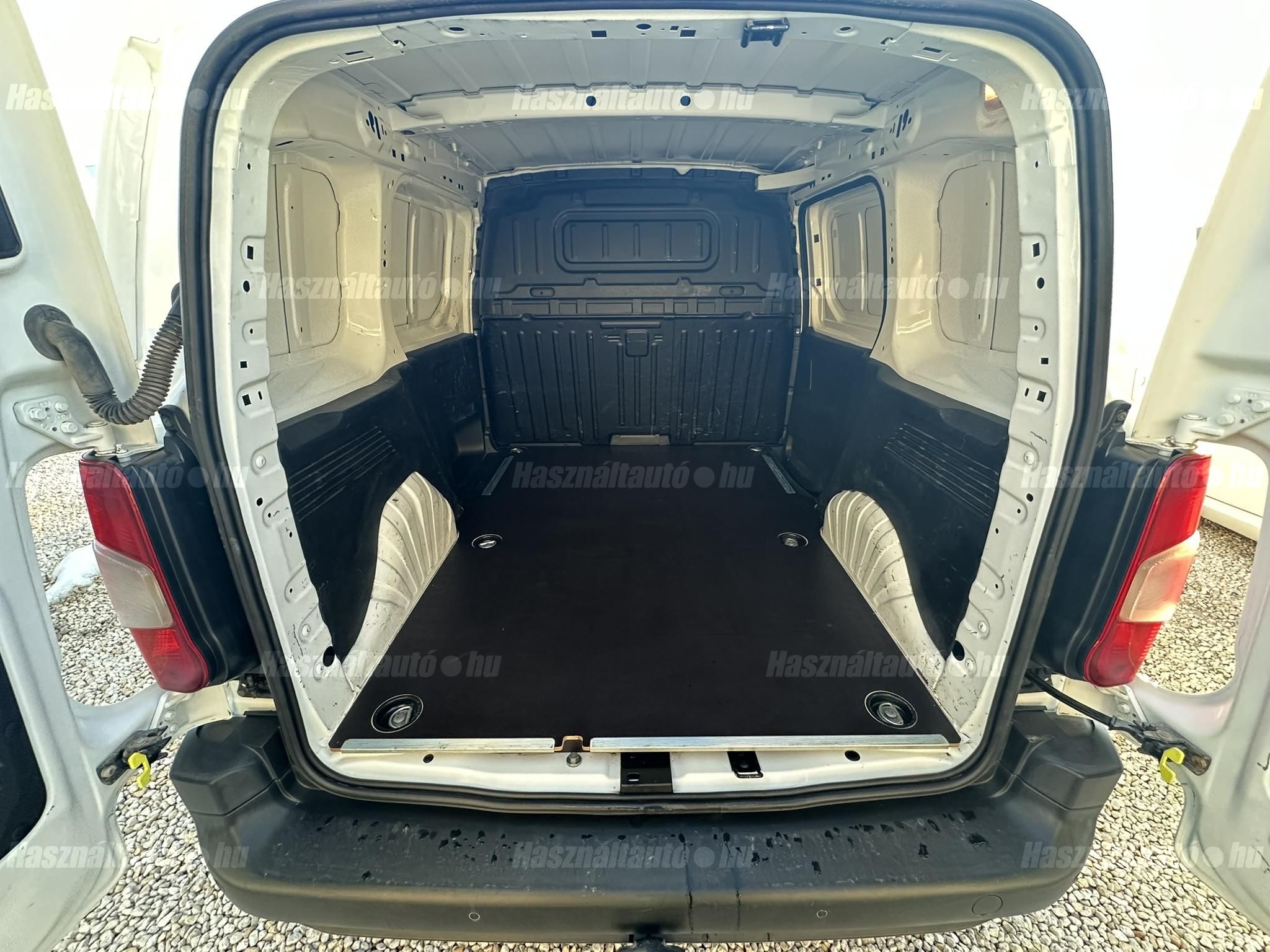 TOYOTA PROACE City 1.5 D Active Smart Cargo L1H1 Első tulajdonostól