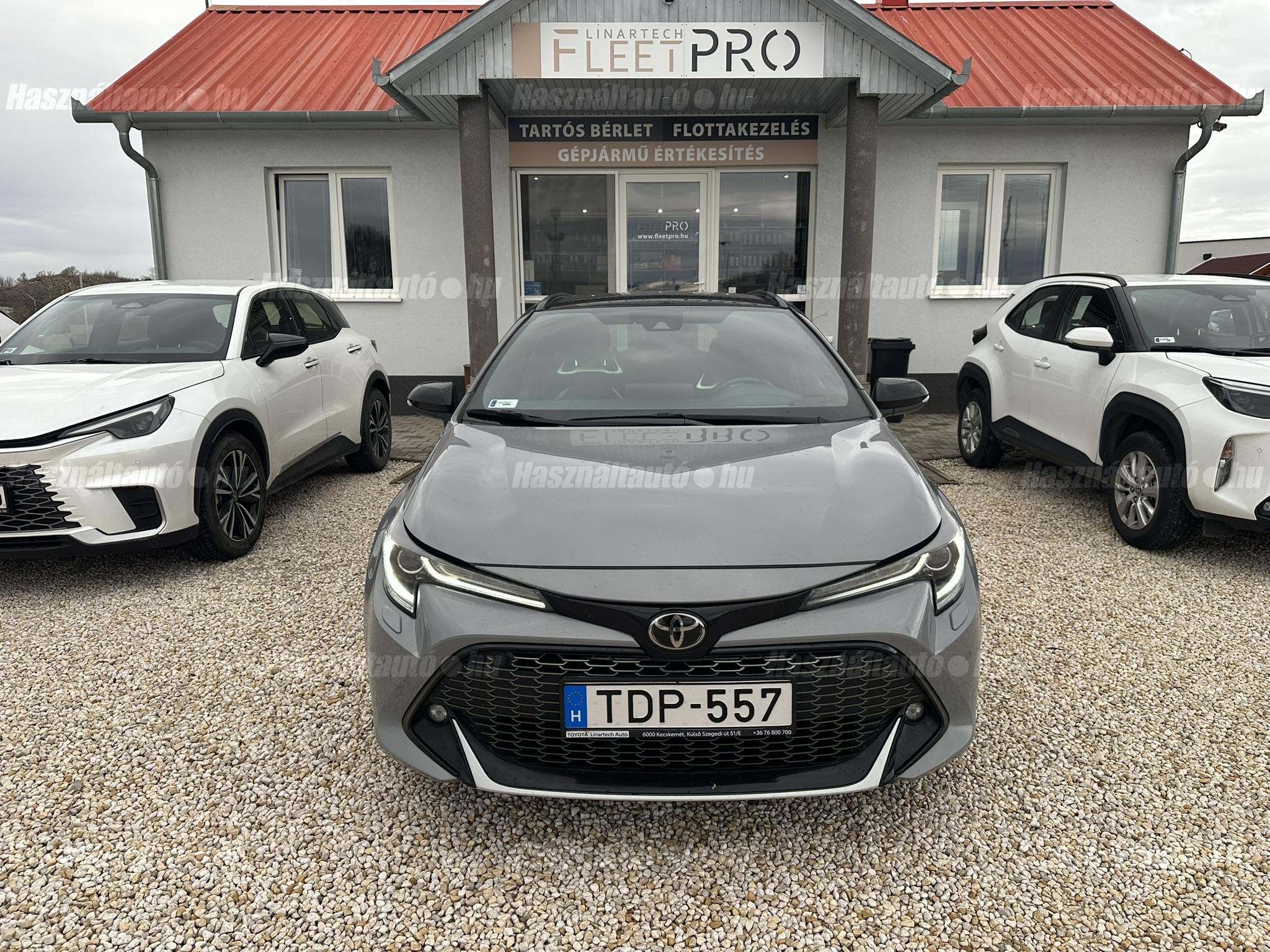 TOYOTA COROLLA Touring Sports 2.0 Hybrid GR-Sport e-CVT Téli+nyári kerékszett! ÁFA-s. nyílt végű lízingre is!