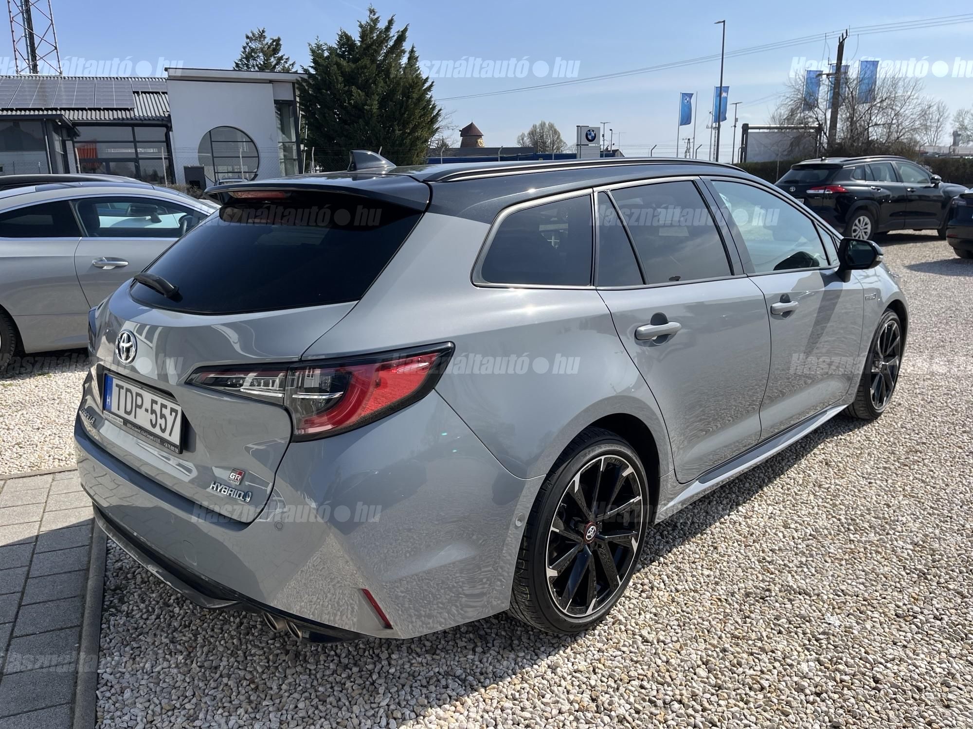 TOYOTA COROLLA Touring Sports 2.0 Hybrid GR-Sport e-CVT Téli+nyári kerékszett! ÁFA-s. nyílt végű lízingre is!