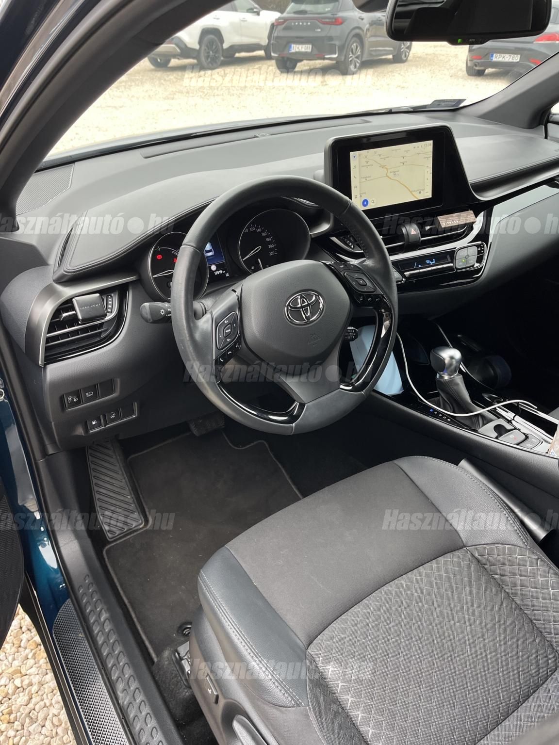 TOYOTA C-HR 1.8 Hybrid Style e-CVT