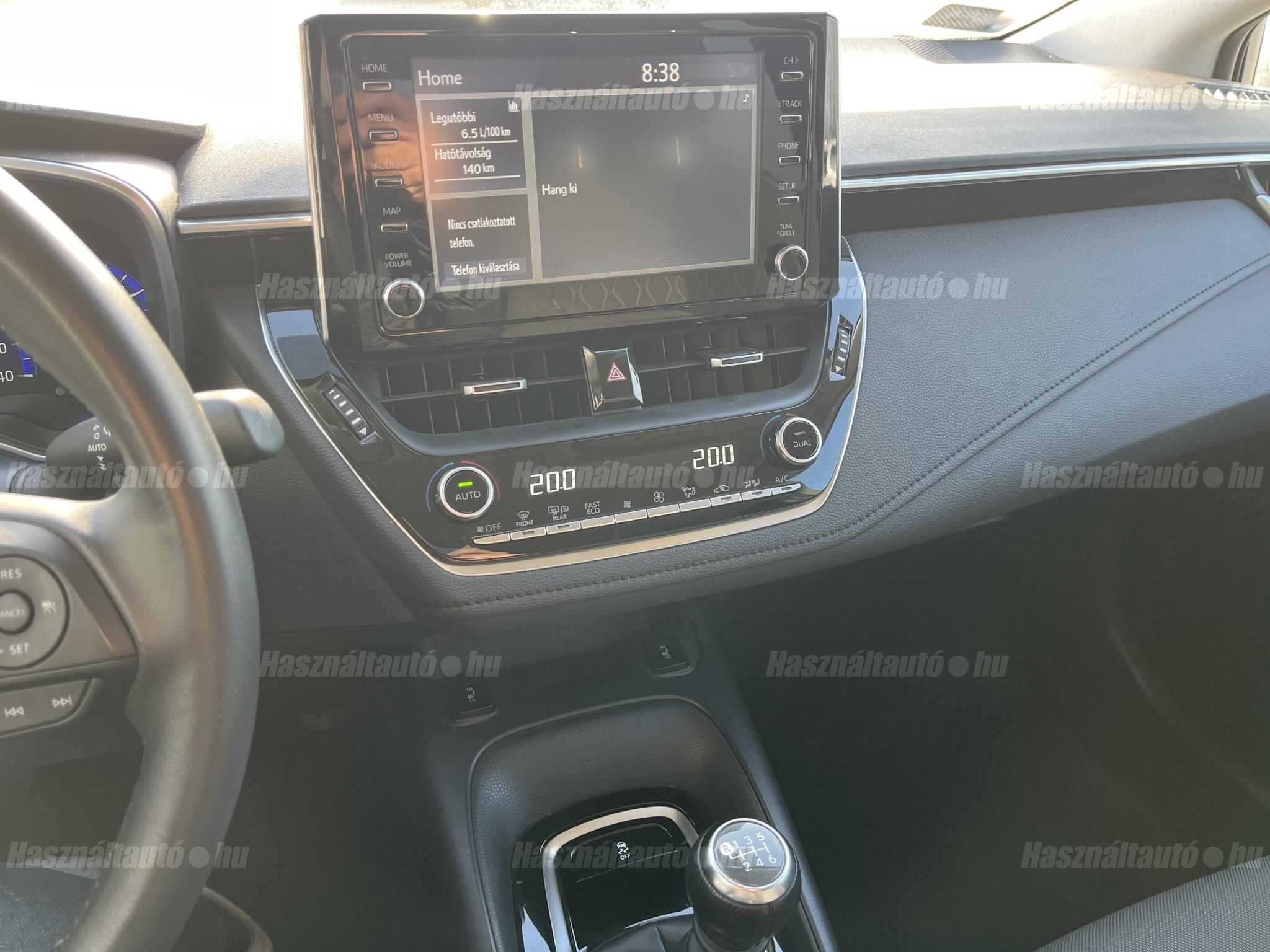 TOYOTA COROLLA Sedan 1.5 Comfort Style Tech