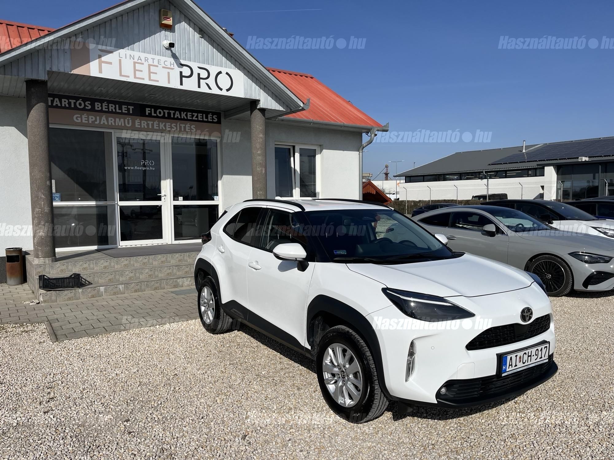 TOYOTA YARIS CROSS 1.5 Hybrid Comfort Business e-CVT