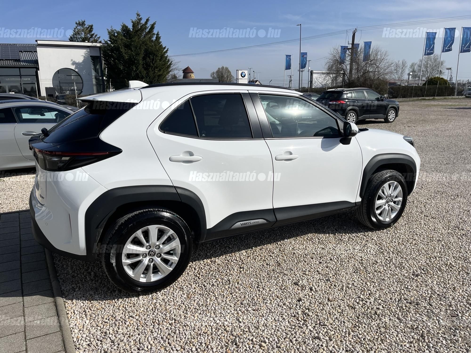 TOYOTA YARIS CROSS 1.5 Hybrid Comfort Business e-CVT
