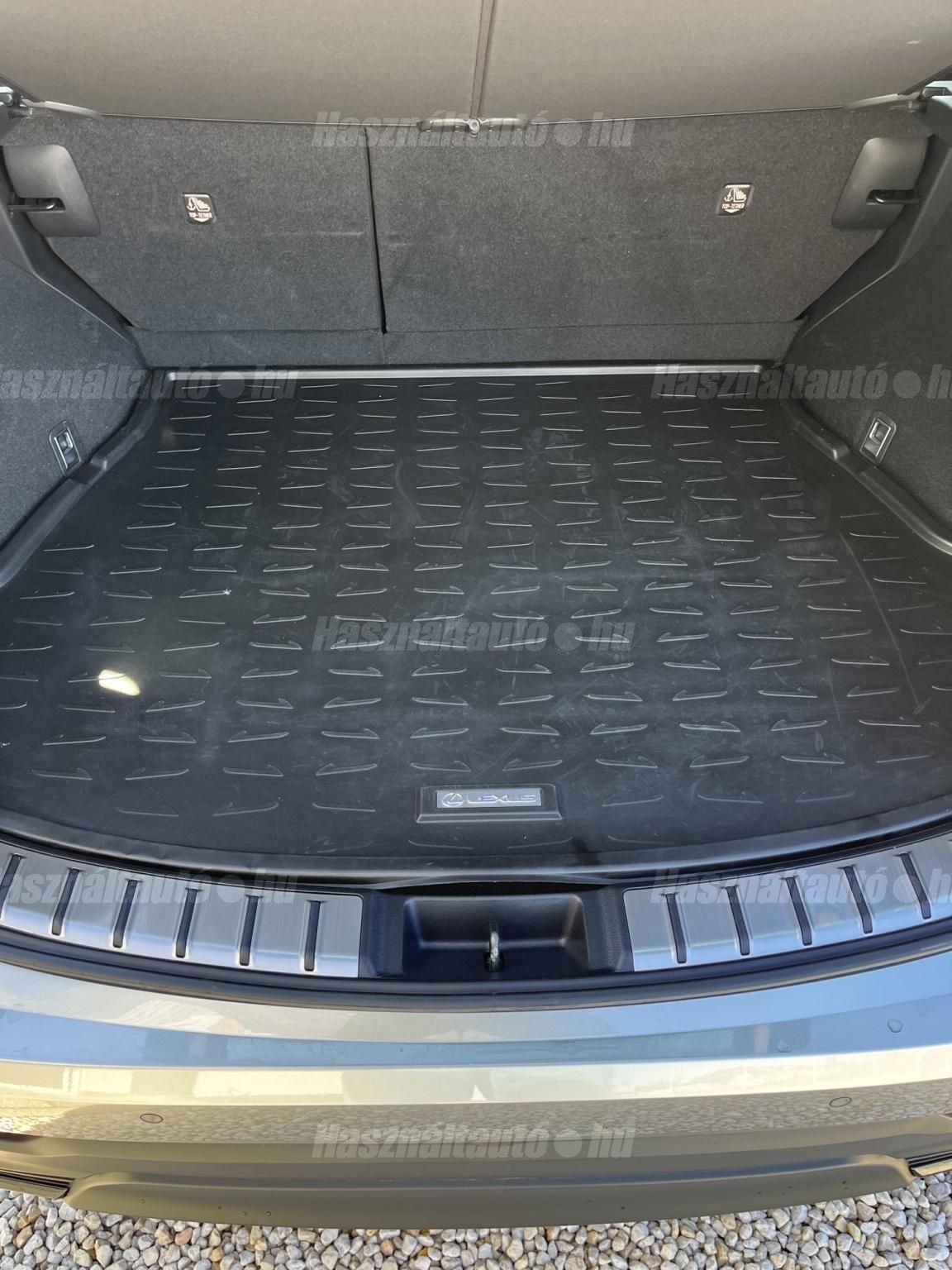 LEXUS NX 350h Elegance CVT