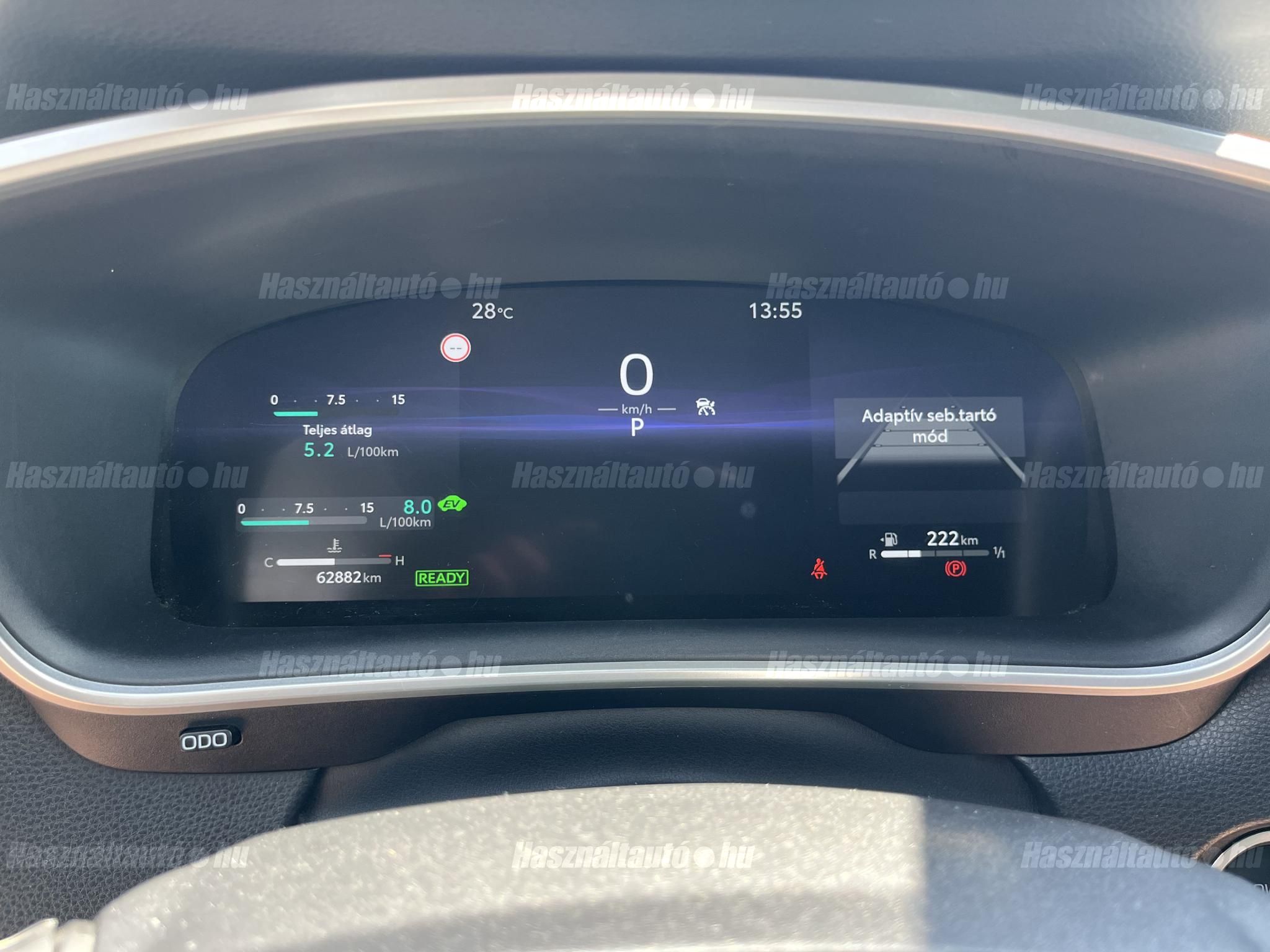 TOYOTA COROLLA CROSS 2.0 Hybrid Premier Edition e-CVT Toyota minősített használt autó garanciával!