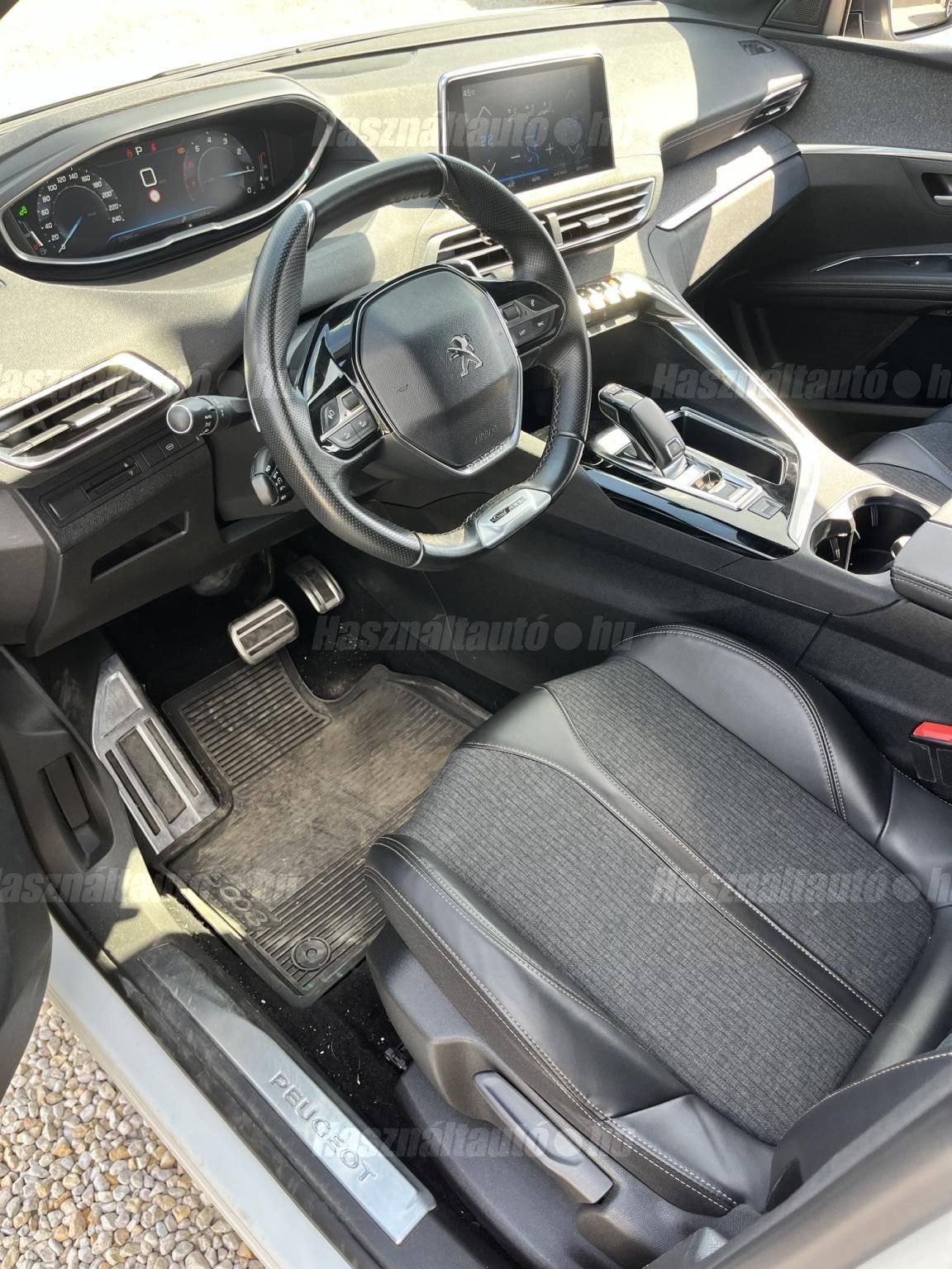PEUGEOT 5008 1.6 THP GT Line (7 személyes ) EAT6