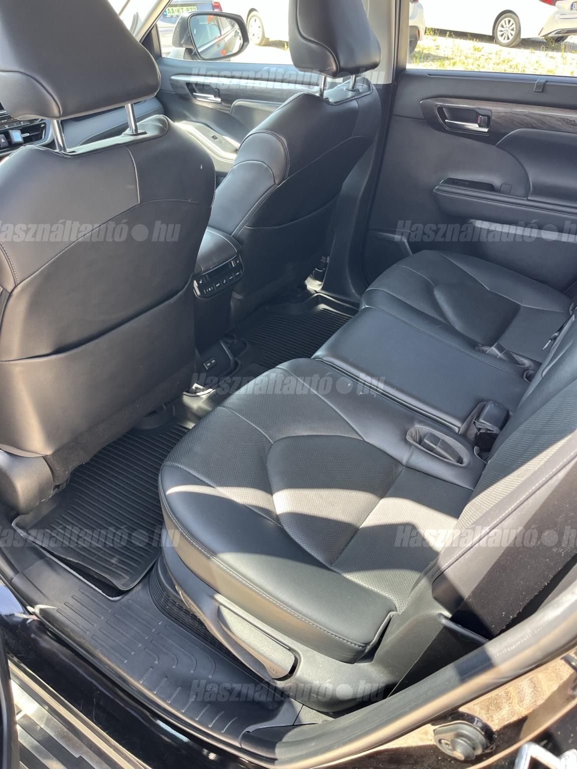 TOYOTA HIGHLANDER 2.5 Hybrid Executive CVT Skyview JBL