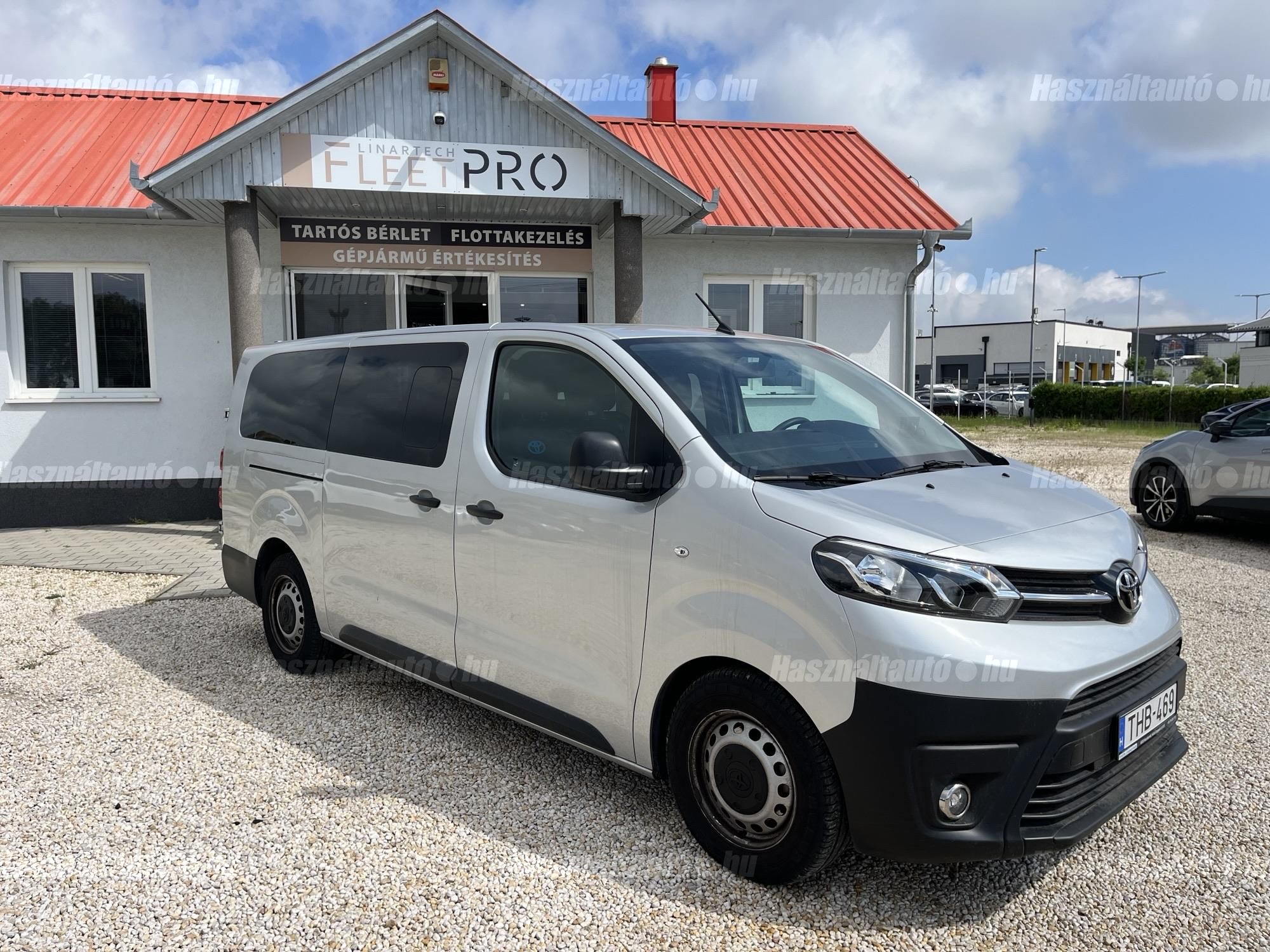 TOYOTA PROACE 2.0 D-4D Combi Base L2H1